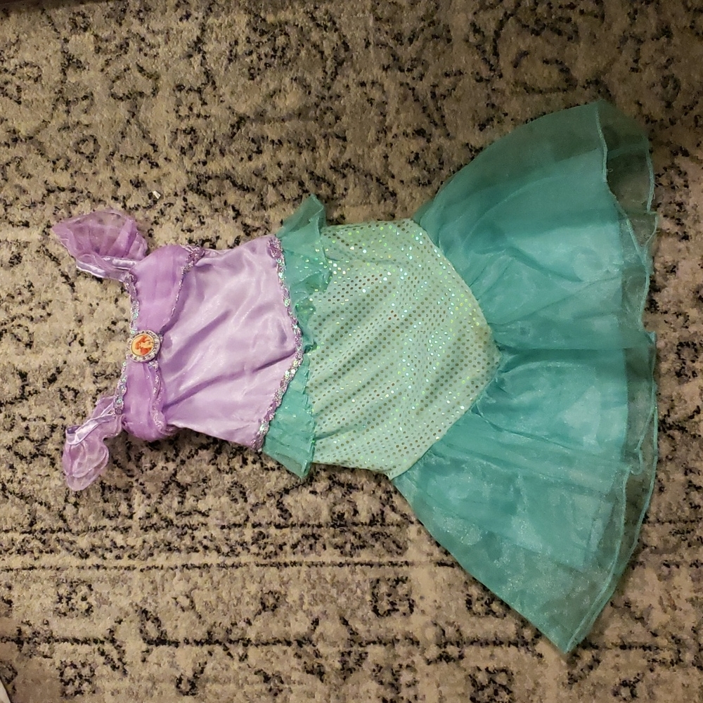 Disney store Ariel costume - Size 3